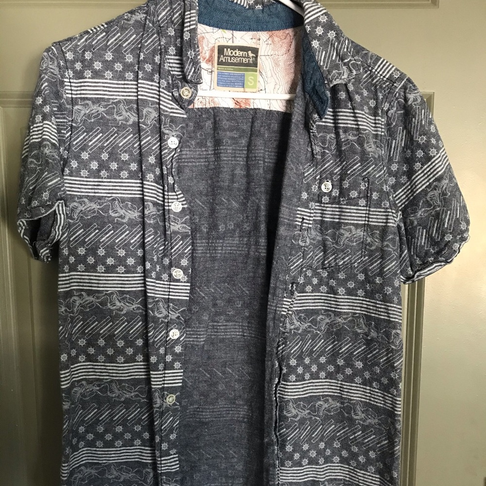 Men’s button up